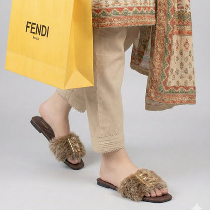 F-en-di Inspired Luxury Fur Slides – Women’s Premium Soft Indoor/Outdoor Slippers Brown