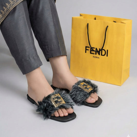 F-en-di Inspired Luxury Fur Slides – Women’s Premium Soft Indoor/Outdoor Slippers
